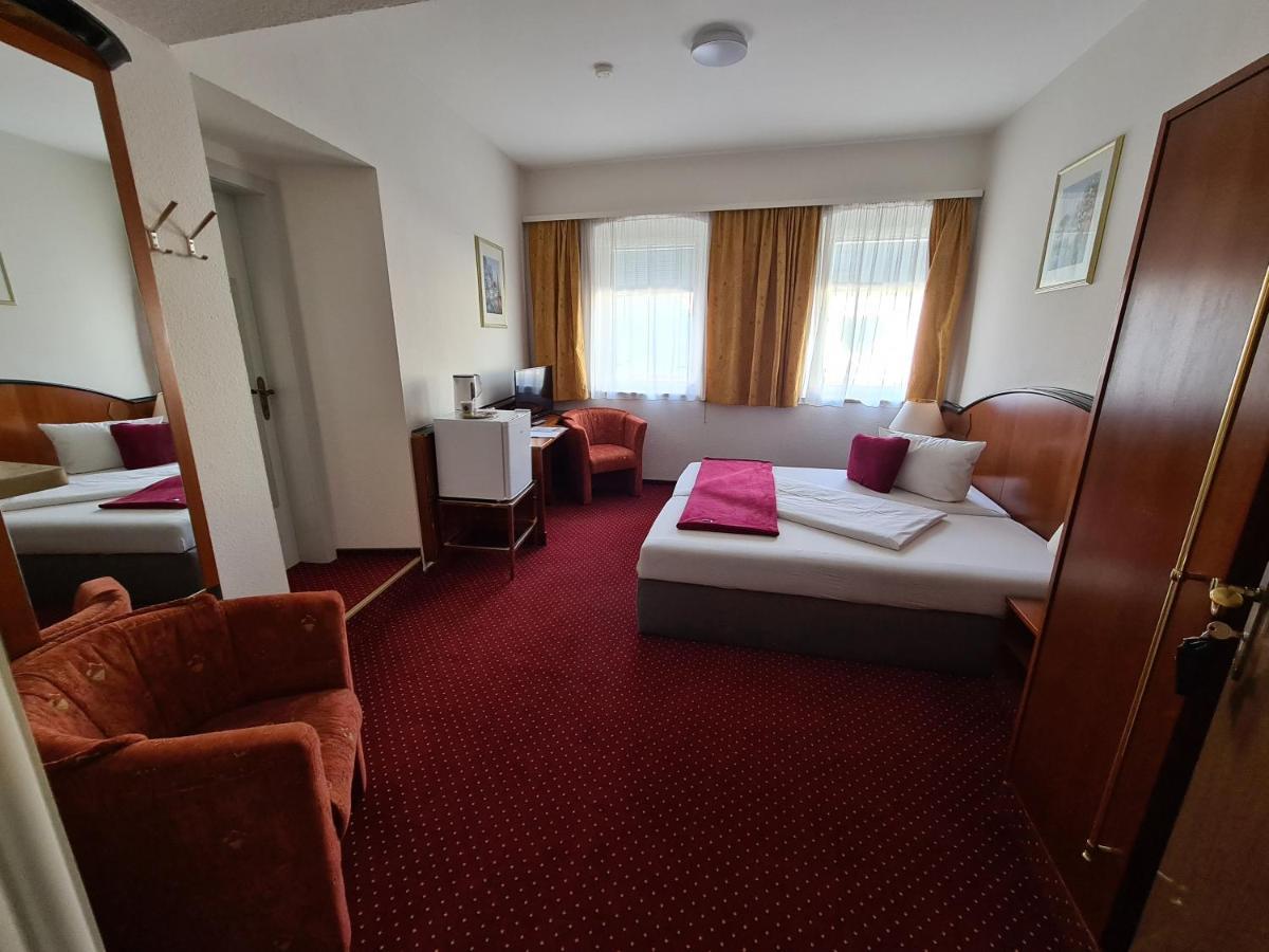 Hotel & Restaurant Krone Rehau Eksteriør bilde