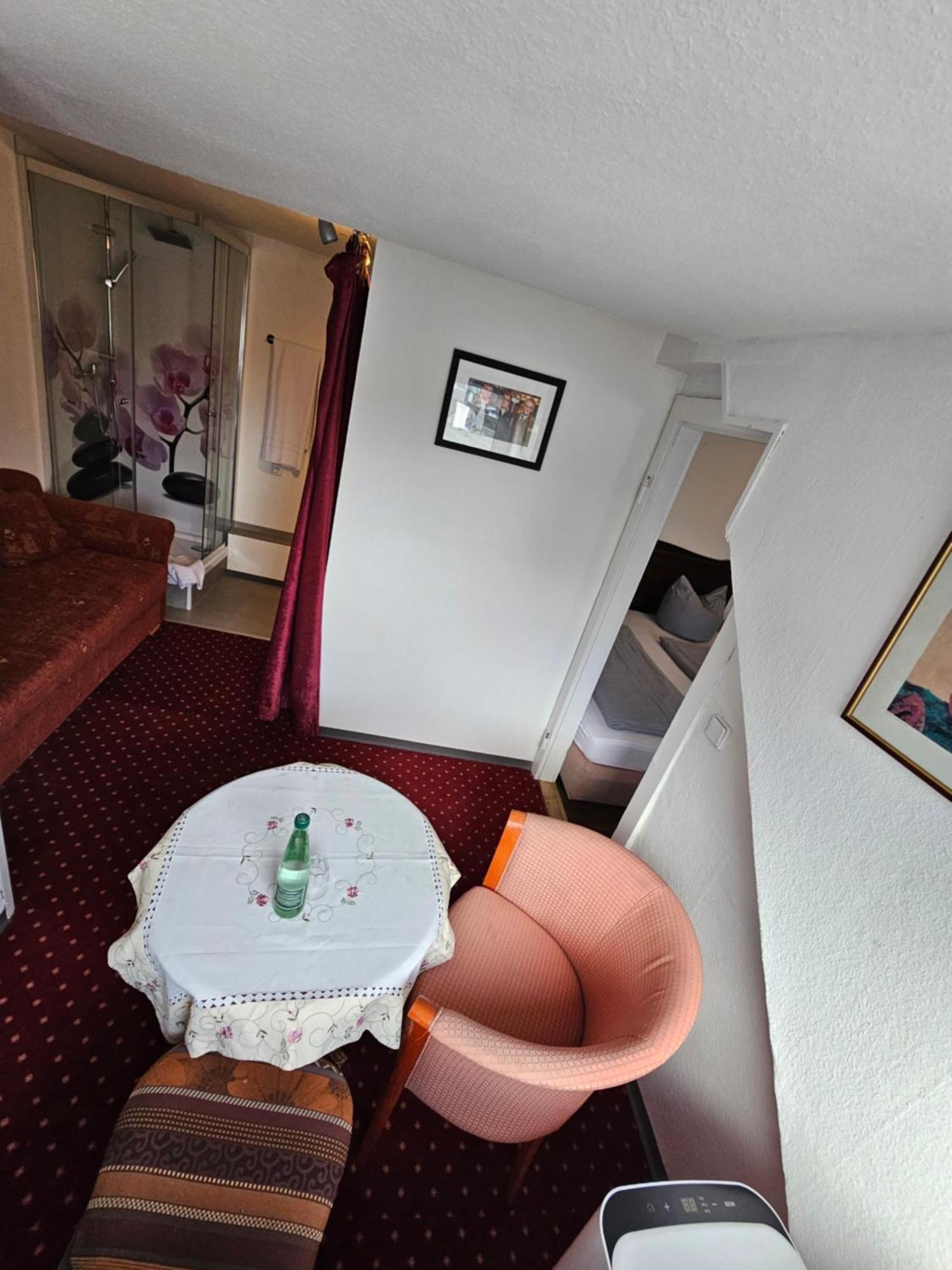 Hotel & Restaurant Krone Rehau Eksteriør bilde